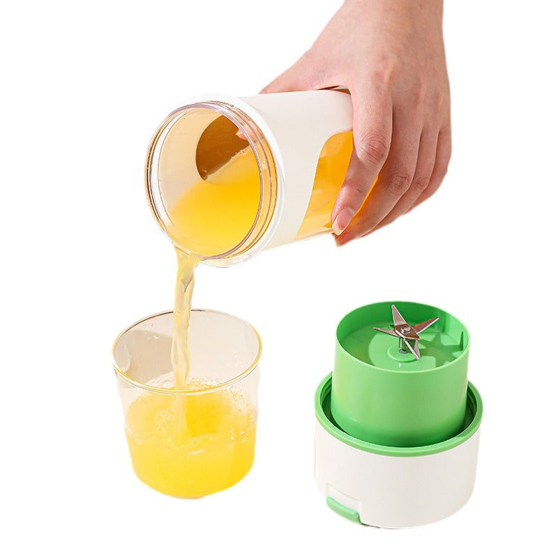 Wireless Portable Blender – USB Rechargeable Personal Juicer & Smoothie Maker
